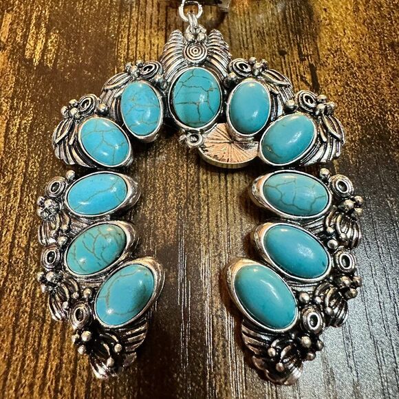Large Squash Blossom Pendant Chunky Necklace and Earrings Set with Turquoise St - Picture 3 of 11